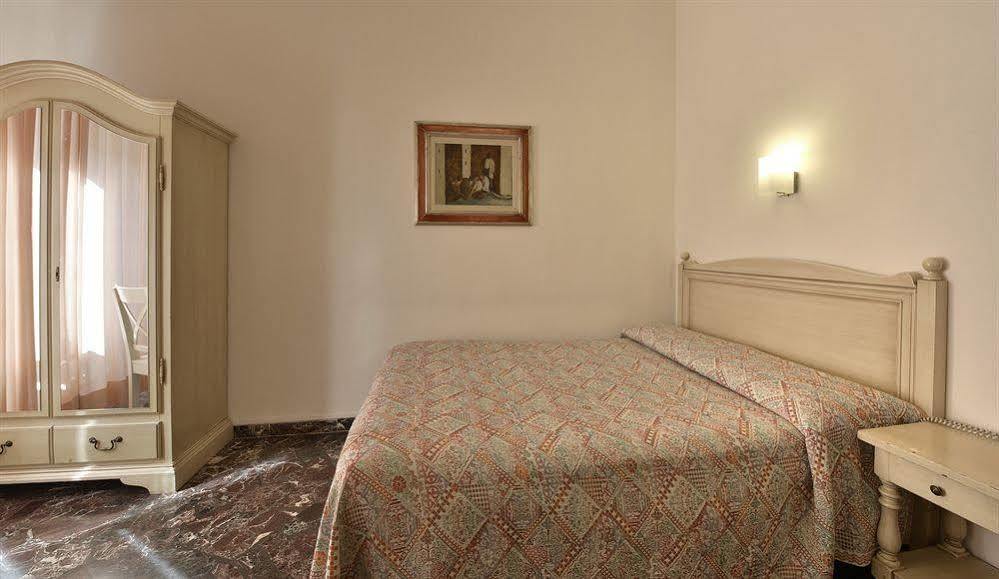 Hotel Careggi Floransa Dış mekan fotoğraf