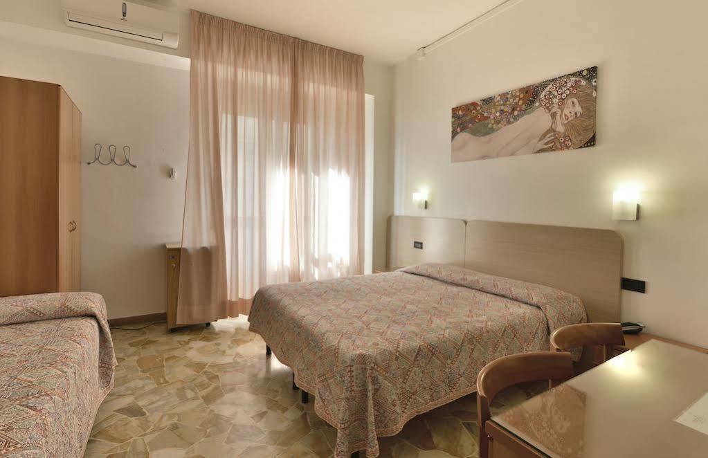 Hotel Careggi Floransa Dış mekan fotoğraf